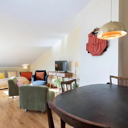 Host Wise - Stunning Modern Flat W Terrace Miramar Gaia Apartament