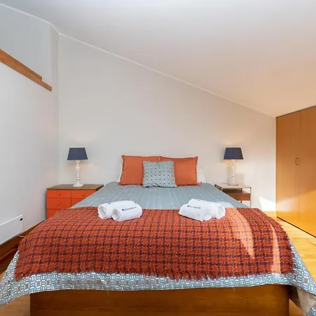 Host Wise - Stunning Modern Flat W Terrace Miramar Gaia Vila Nova de Gaia