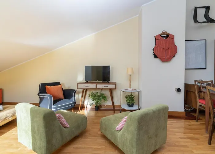 Host Wise - Stunning Modern Flat W Terrace Miramar Gaia *