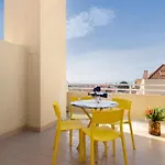 Host Wise - Stunning Modern Flat W Terrace Miramar Gaia *