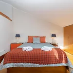 Host Wise - Stunning Modern Flat W Terrace Miramar Gaia Vila Nova de Gaia