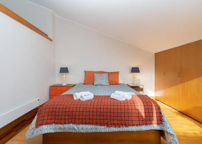 Host Wise - Stunning Modern Flat W Terrace Miramar Gaia Vila Nova de Gaia